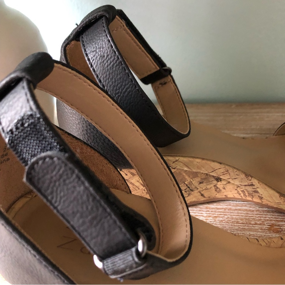 Naturalizer Areda Wedge Sandal 8w black - Picture 5 of 12